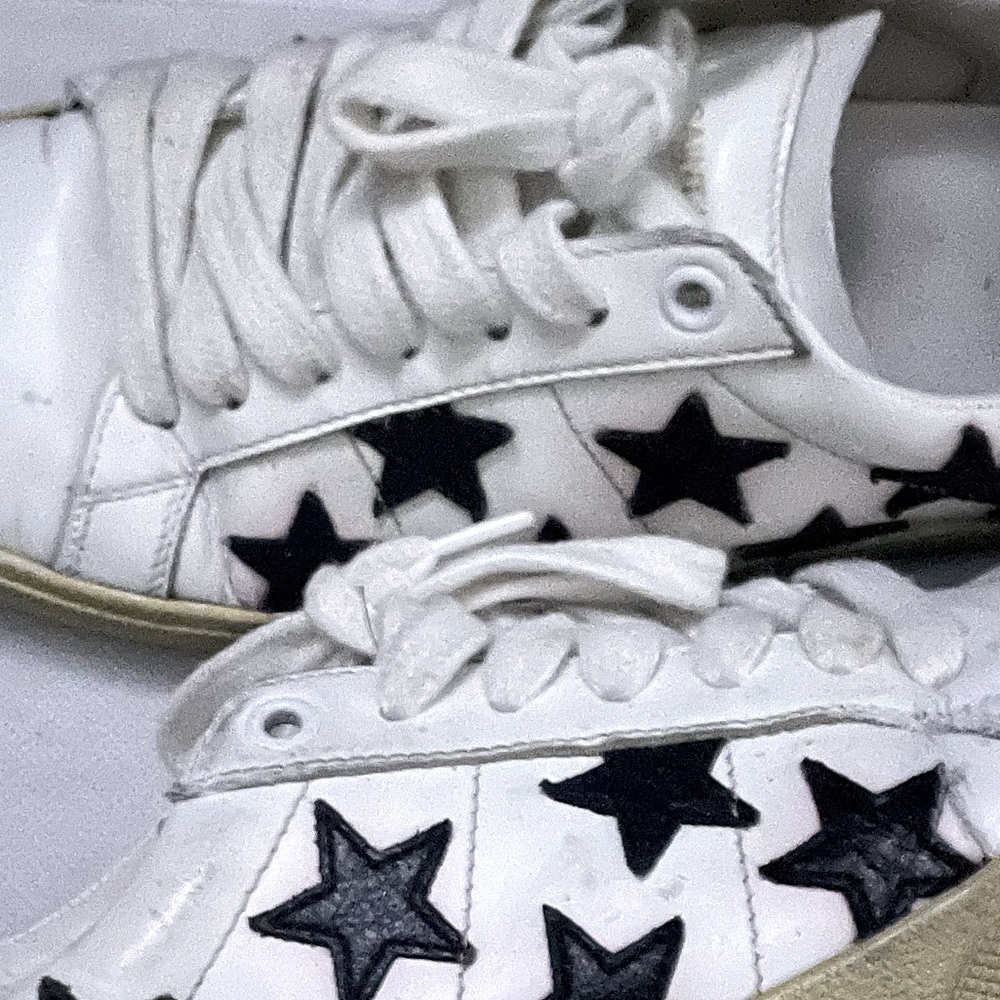 YSL size 8 women’s sneakers